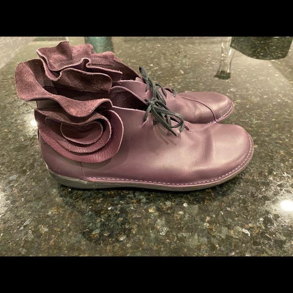 Loints of Holland | Shoes | Loints Of Holland 4 Leather Flower Booties Euc  | Poshmark